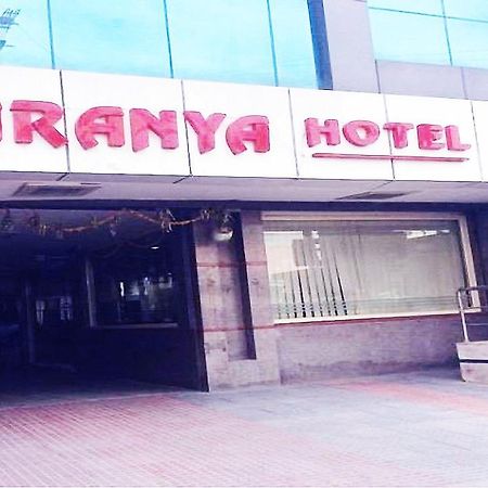 Sharanya Hotel Warangal Exterior foto